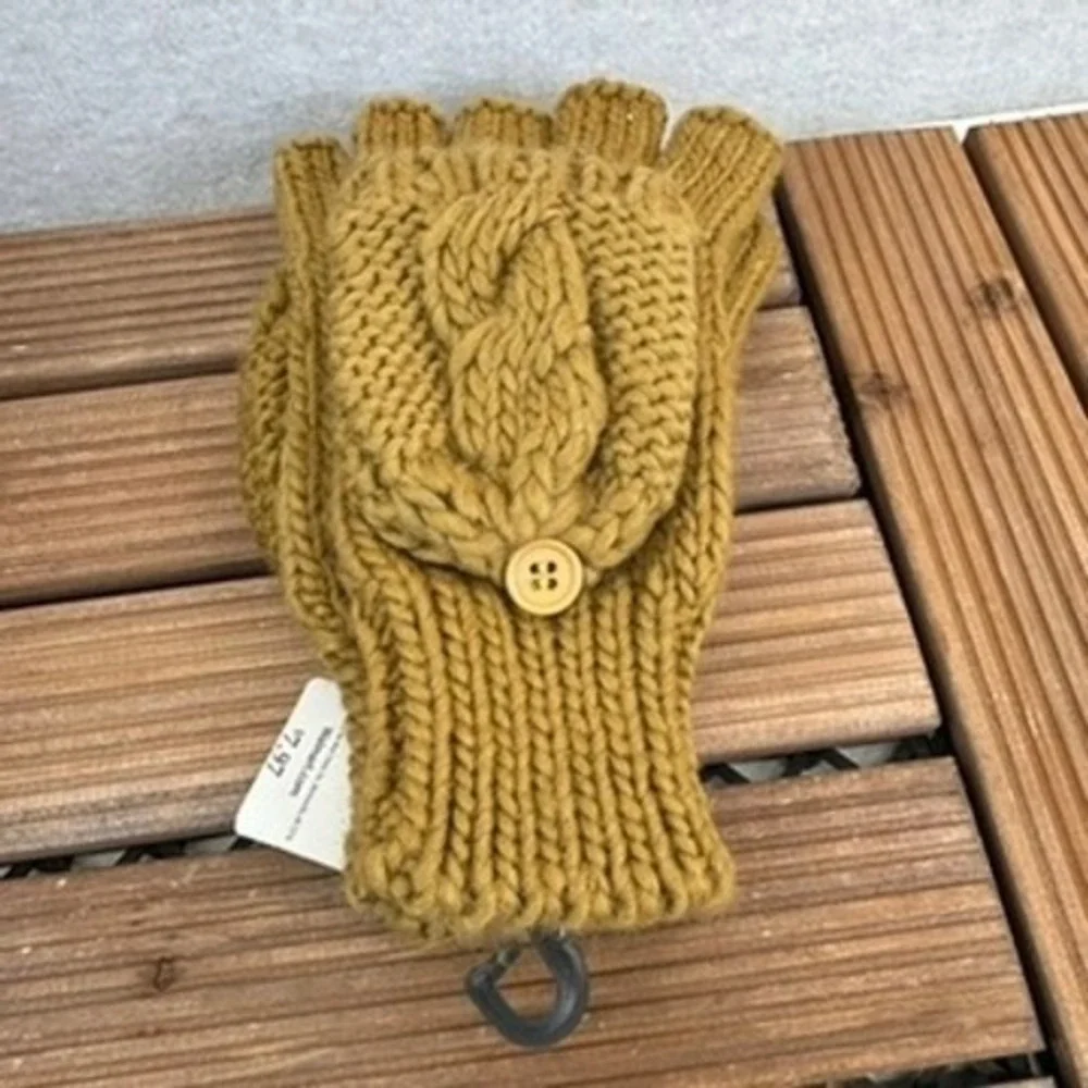 Mitten Fingerless Gloves Mustard Yellow Cable Knit Convertible NEW